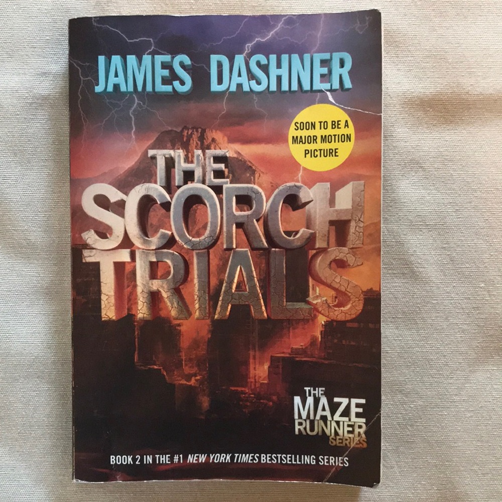 📚2/$6 The Scorch Trials - #2 in The Maze Runner